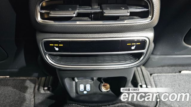 Genesis GV80 2022 — photo 31