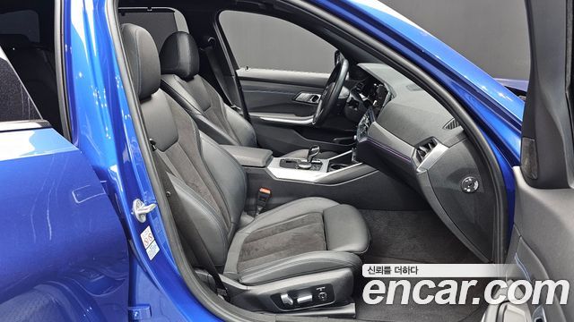 BMW 3-Series 2021 — photo 16