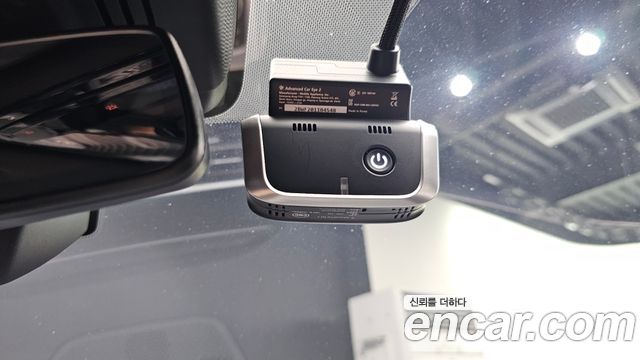 BMW 3-Series 2021 — photo 33