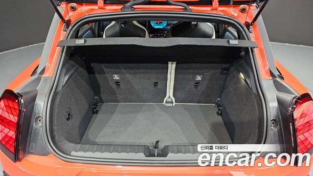 Mini Aceman 2025 — photo 26