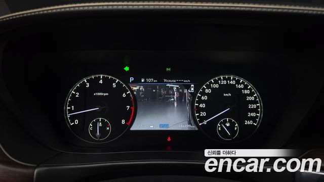 Genesis G90 2019 — photo 11