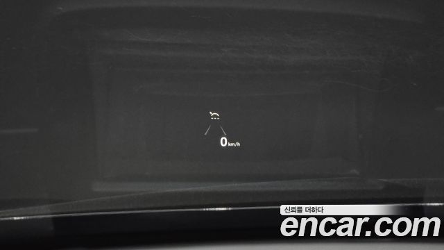 Genesis G90 2019 — photo 20