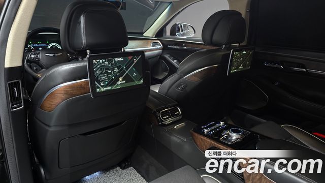 Genesis G90 2019 — photo 30