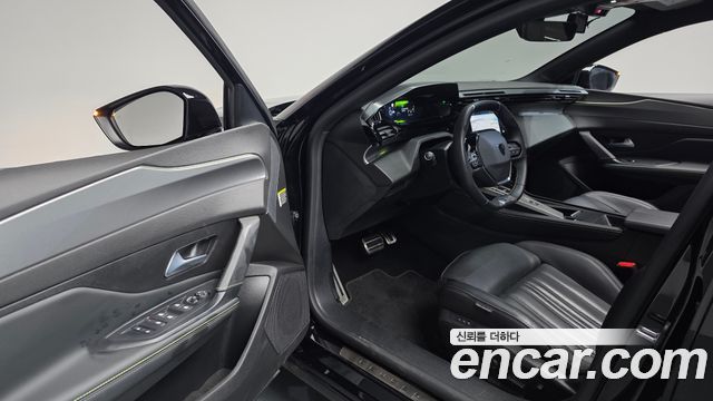 Peugeot 408 2025 — photo 13