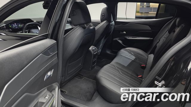 Peugeot 408 2025 — photo 16