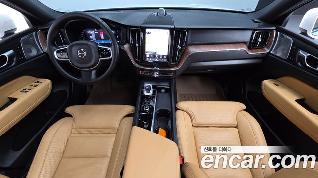 Volvo XC60 2024 — photo 7