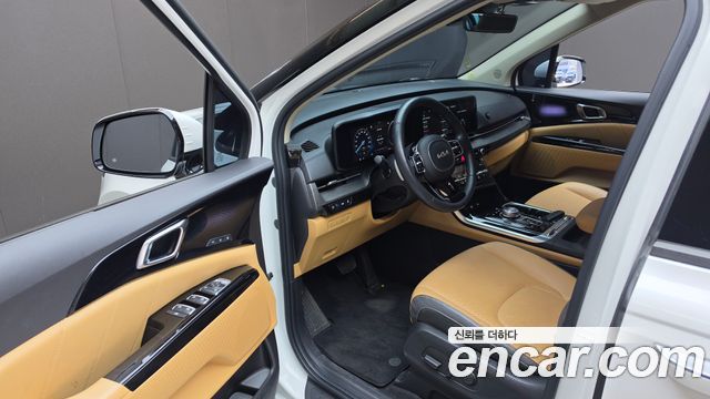Kia Canival 2023 — photo 13