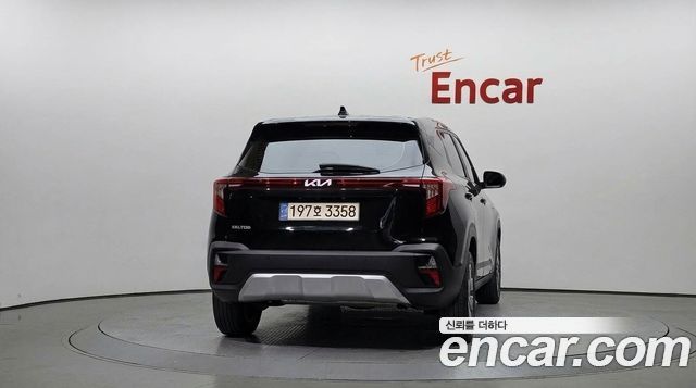 Kia Seltos 2023 — photo 4