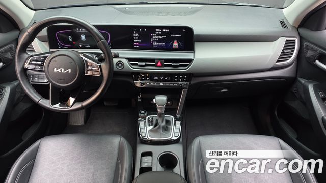 Kia Seltos 2023 — photo 10