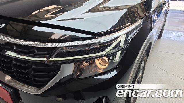 Kia Seltos 2023 — photo 8
