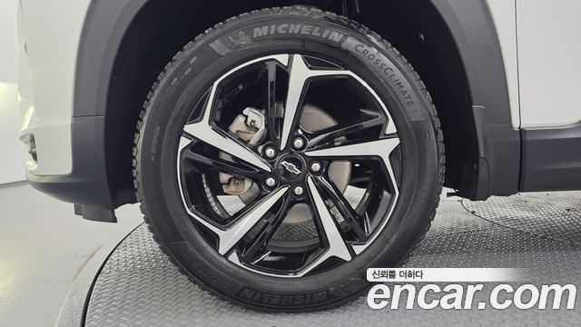 Chevrolet Korea Trailblazer 2022 — photo 5