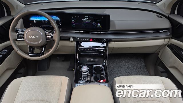 Kia Canival 2023 — photo 10