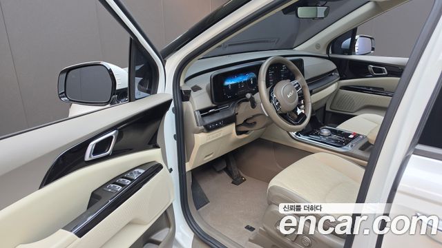 Kia Canival 2023 — photo 13