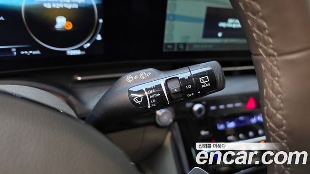 Kia Canival 2023 — photo 35