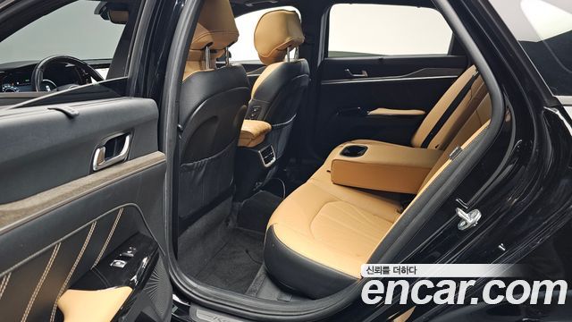 Kia K5 2021 — photo 17