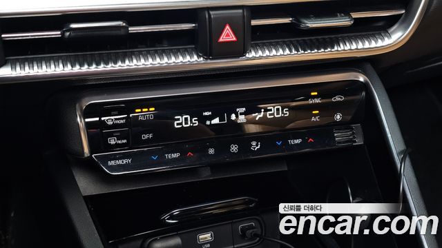 Kia K5 2021 — photo 29