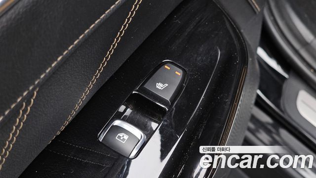 Kia K5 2021 — photo 31
