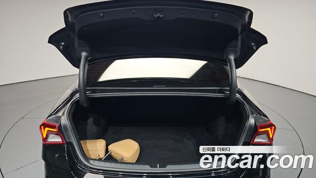 Kia K5 2021 — photo 35