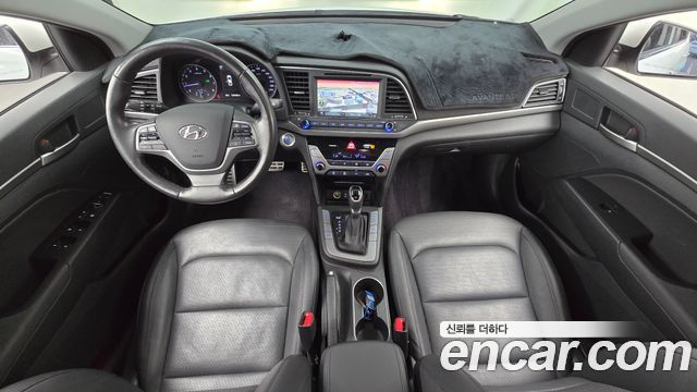 Hyundai AVANTE 2016 — photo 7