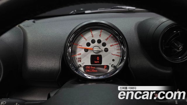 Mini Countryman 2013 — photo 8