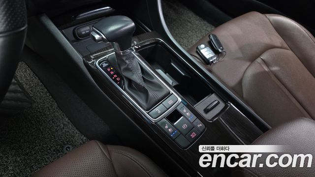 Kia K5 2016 — photo 12