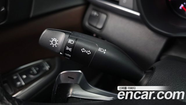 Kia K5 2016 — photo 25