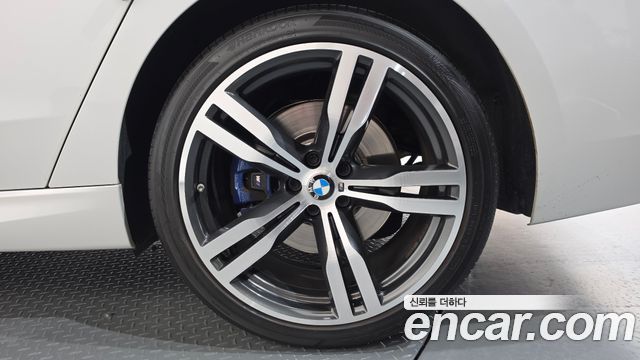 BMW Gran Turismo 2023 — photo 7