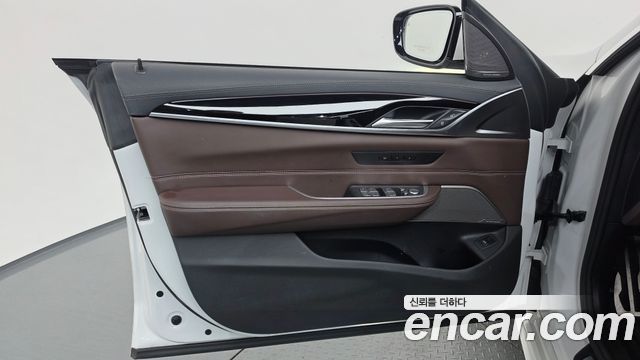 BMW Gran Turismo 2023 — photo 14