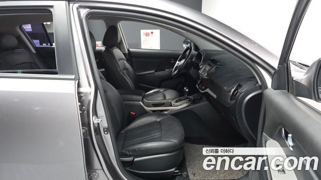 Kia Sportage 2014 — photo 11