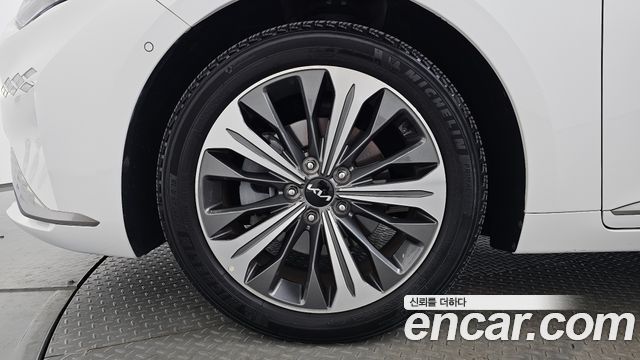 Kia K8 2023 — photo 5