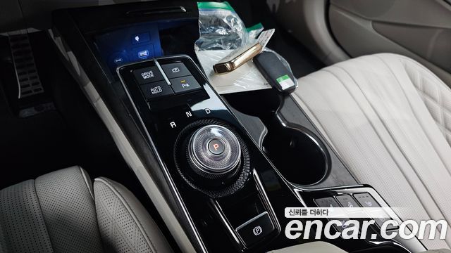Kia K8 2023 — photo 12