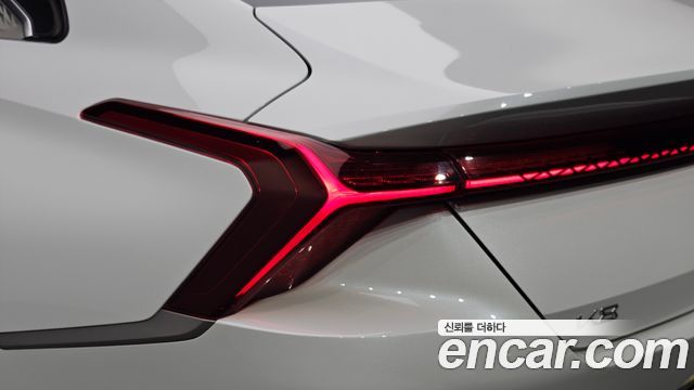 Kia K8 2023 — photo 9