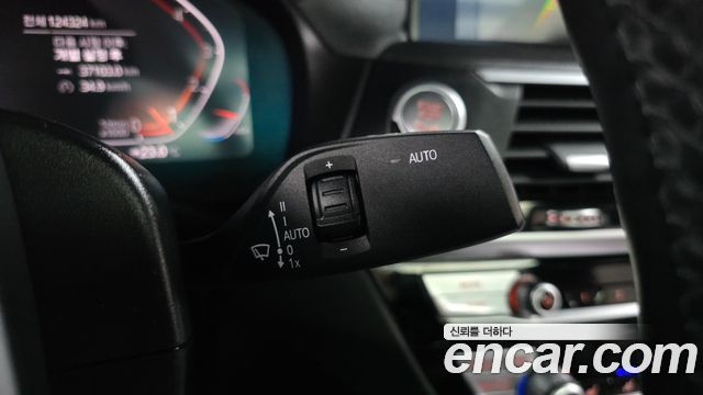 BMW X4 2021 — photo 26