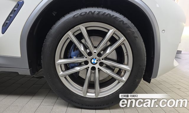 BMW X4 2021 — photo 7