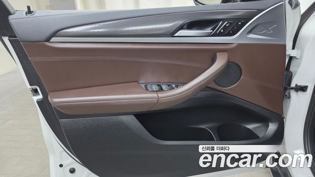 BMW X4 2021 — photo 14