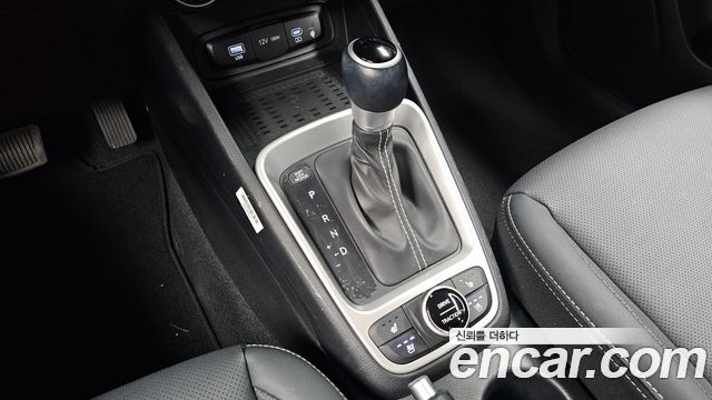 Hyundai Venue 2025 — photo 12