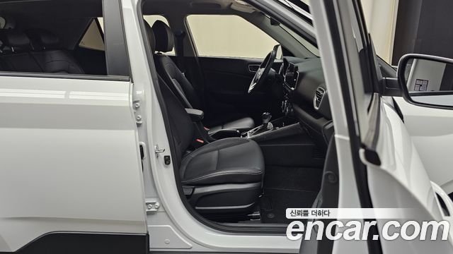 Hyundai Venue 2025 — photo 16