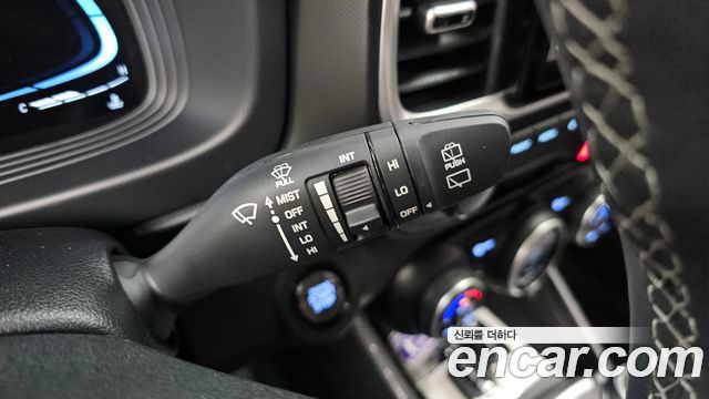 Hyundai Venue 2025 — photo 27