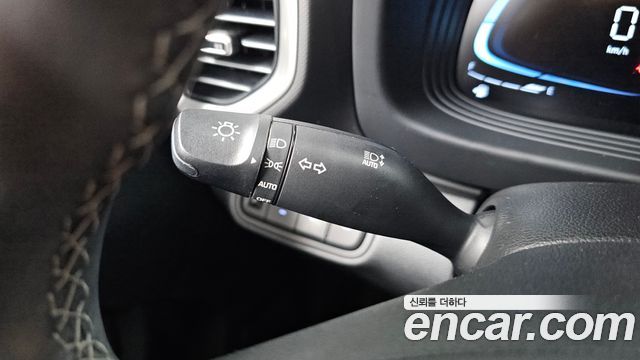 Hyundai Venue 2025 — photo 29
