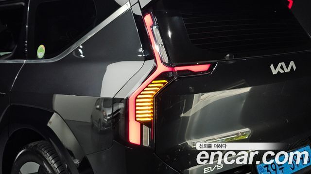 Kia EV9 2024 — photo 9