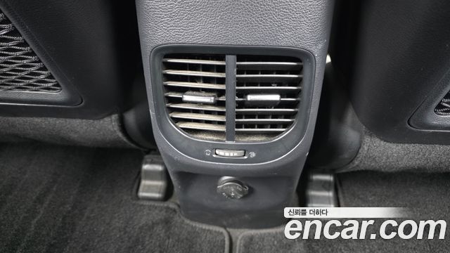 Kia Carens 2015 — photo 27
