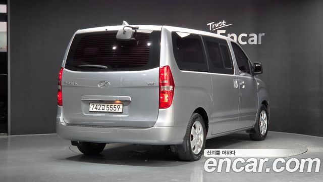 Hyundai Starex 2020 — photo 2