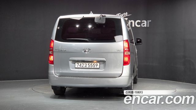 Hyundai Starex 2020 — photo 4