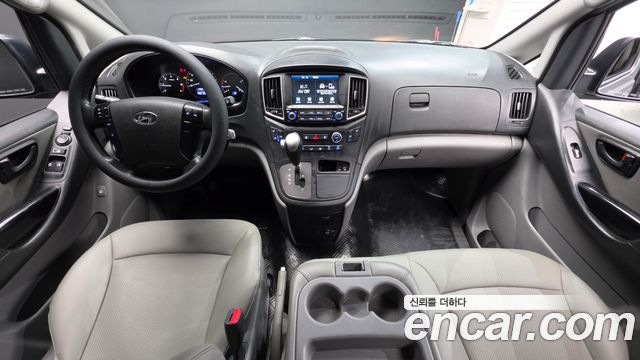 Hyundai Starex 2020 — photo 10