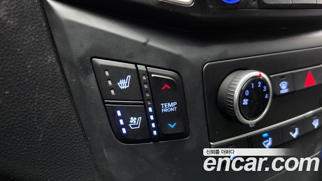 Hyundai Starex 2020 — photo 21