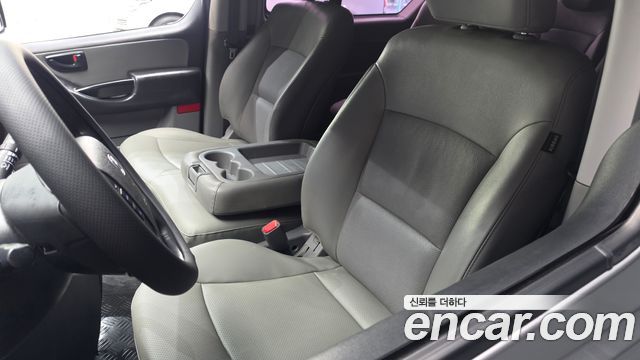 Hyundai Starex 2020 — photo 23