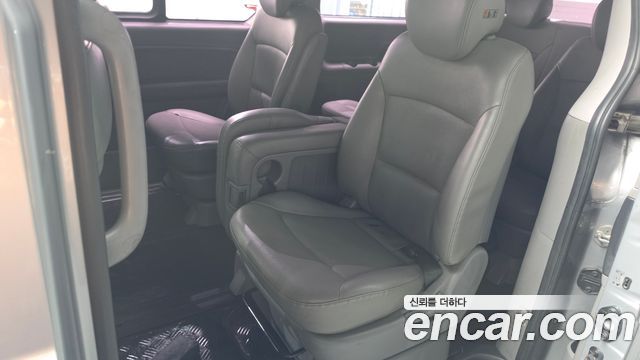 Hyundai Starex 2020 — photo 24