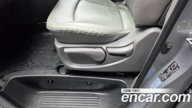 Hyundai Starex 2020 — photo 27