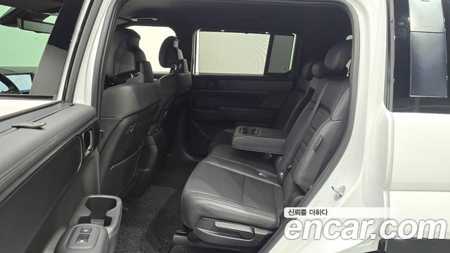 Hyundai Santafe 2024 — photo 17