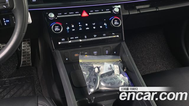 Hyundai Santafe 2024 — photo 25